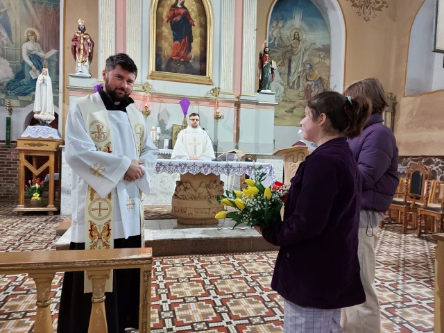  Relikwie bł. Karola - spotkania z uczniami SP1 w Nidzicy 