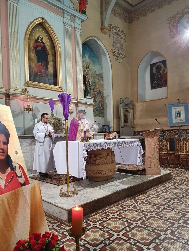  Relikwie bł. Karola - spotkanie z uczniami ZSO i ZSZiO w Nidzicy 