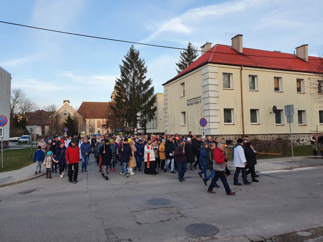  Droga krzyżowa ulicami Nidzicy 