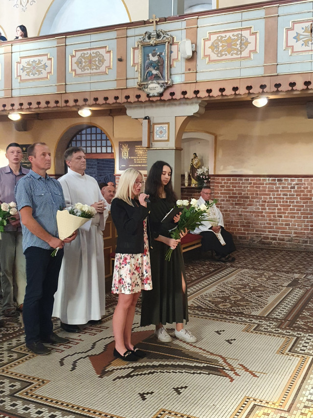  Liturgiczne objęcie Parafii przez nowego Proboszcza ks. Piotra Srogę 