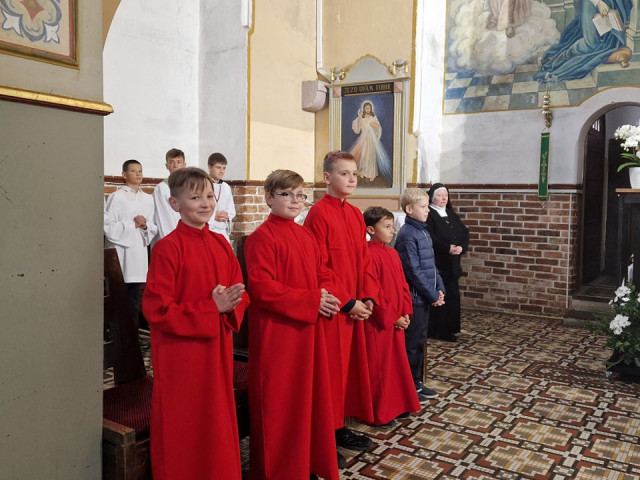  Błogosławieństwo nowych członków Służby Liturgicznej 