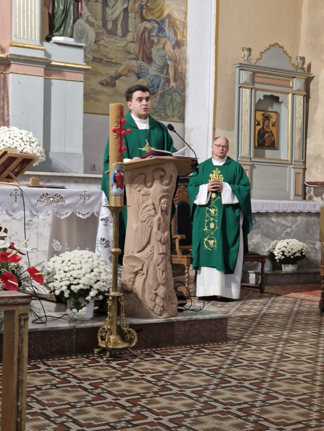 Błogosławieństwo nowych kandydatów na ministrantów 