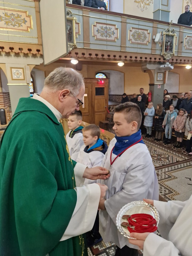  Błogosławieństwo nowych kandydatów na ministrantów 
