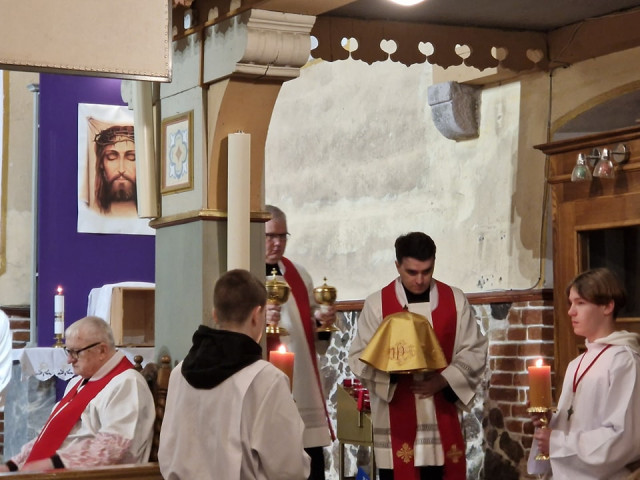  Liturgia na cześć Męki Pańskiej 