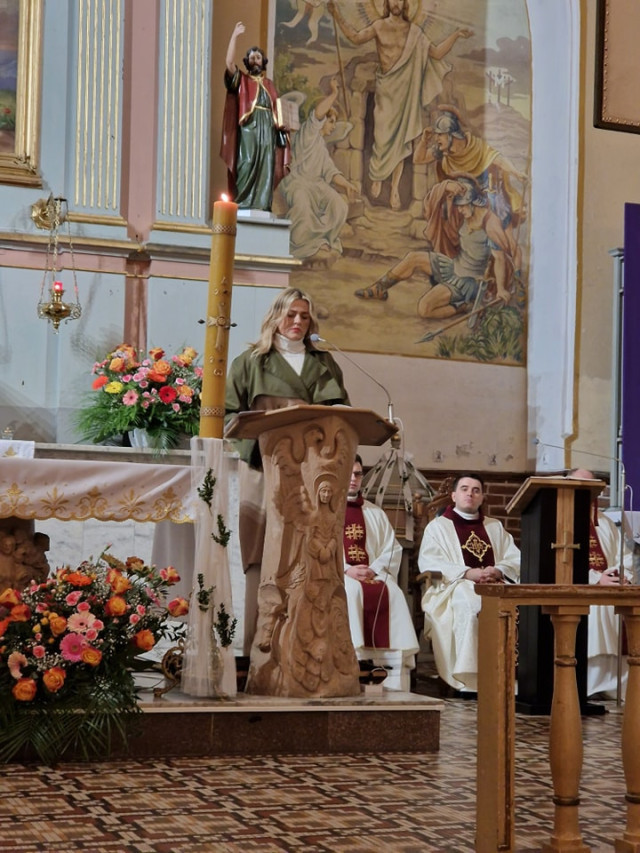  Wigilia Paschalna w Wielką Noc 