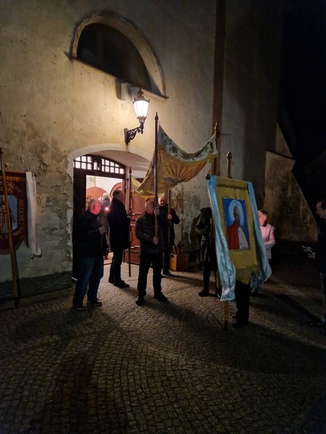  Wigilia Paschalna w Wielką Noc 
