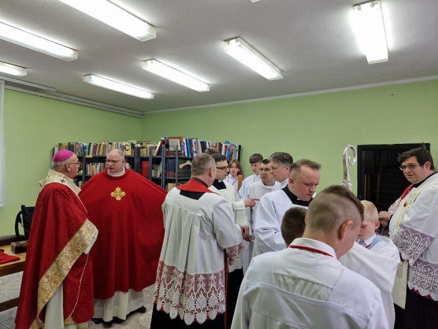  Bierzmowanie młodzieży 
