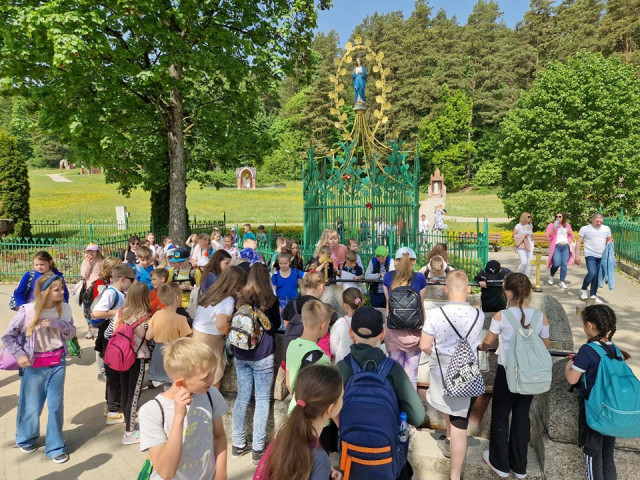  Pielgrzymka dzieci komunijnych do Gietrzwałdu 