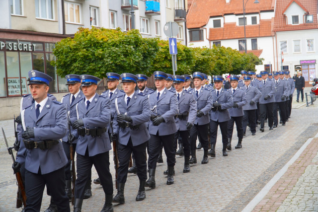  Nadanie sztandaru Komendzie Powiatowej Policji w Nidzicy 
