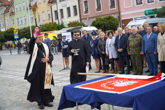  Nadanie sztandaru Komendzie Powiatowej Policji w Nidzicy 