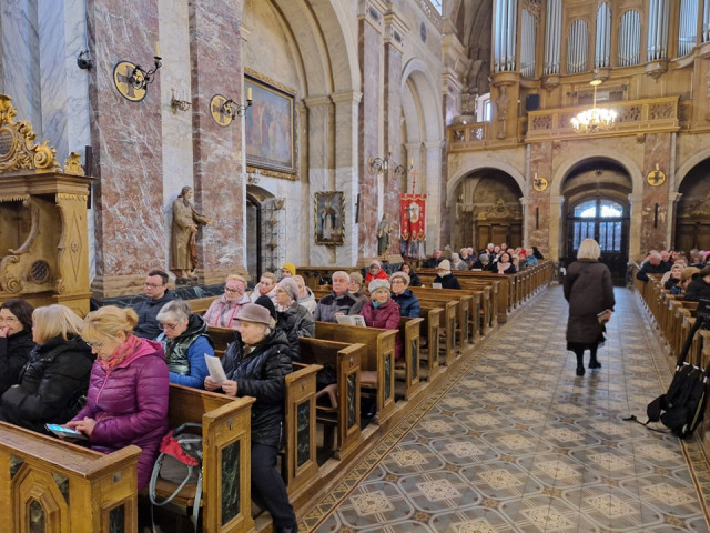  Wielkopostna pielgrzymka autokarowa do Głotowa i Gietrzwałdu 