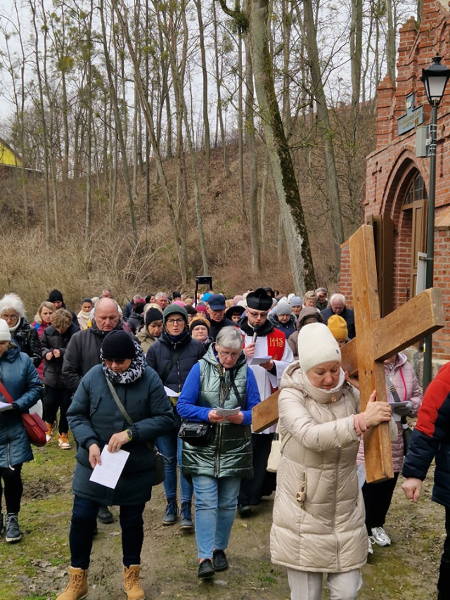  Wielkopostna pielgrzymka autokarowa do Głotowa i Gietrzwałdu 