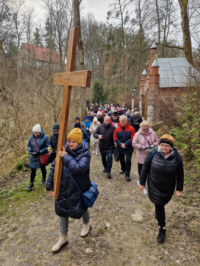  Wielkopostna pielgrzymka autokarowa do Głotowa i Gietrzwałdu 