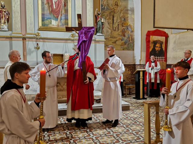  Liturgia na cześć Męki Pańskiej 