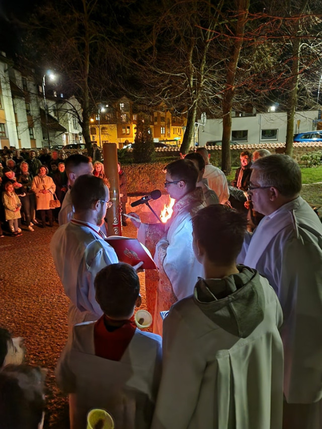 Wigilia Paschalna w Wielką Noc