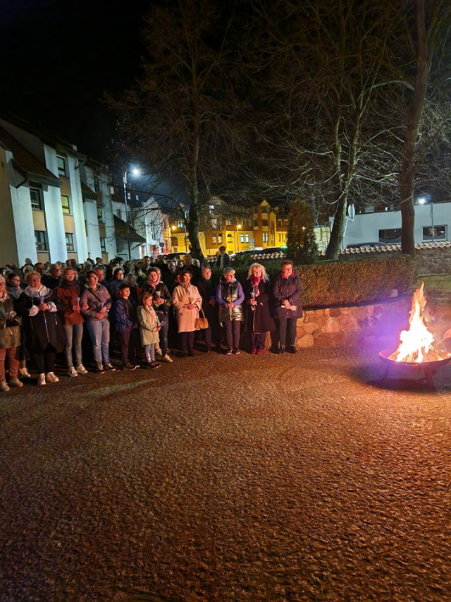  Wigilia Paschalna w Wielką Noc 