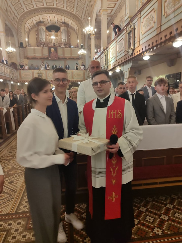  Bierzmowanie młodzieży 