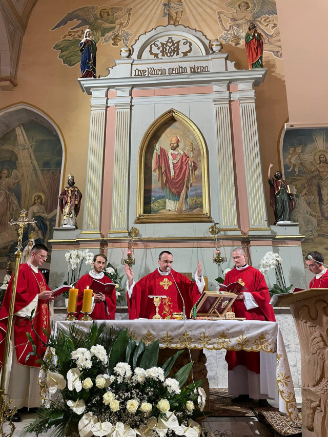  1 rocznica święceń ks. Bartosza Budnego 