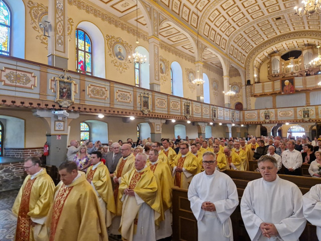  Diamentowy jubileusz kapłaństwa księdza prałata Walentego Bykowskiego 