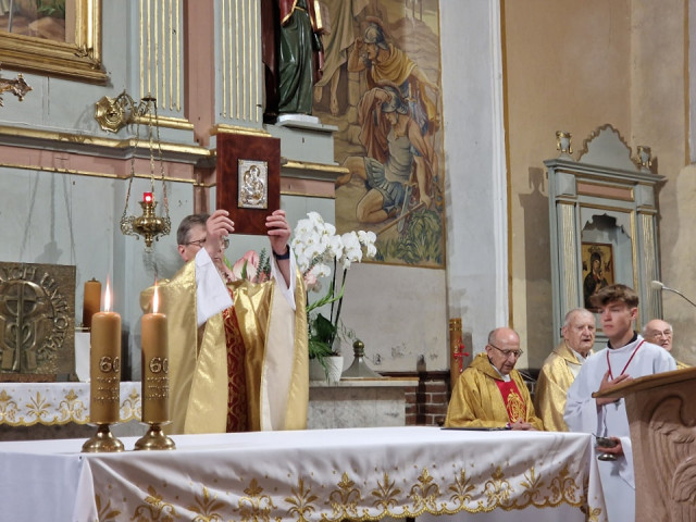 Diamentowy jubileusz kapłaństwa księdza prałata Walentego Bykowskiego 