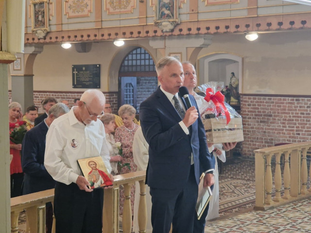  Diamentowy jubileusz kapłaństwa księdza prałata Walentego Bykowskiego 