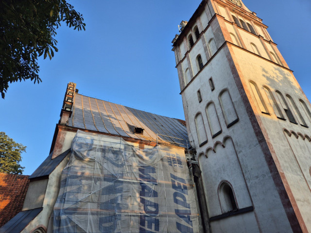 Remont dachu kościoła 