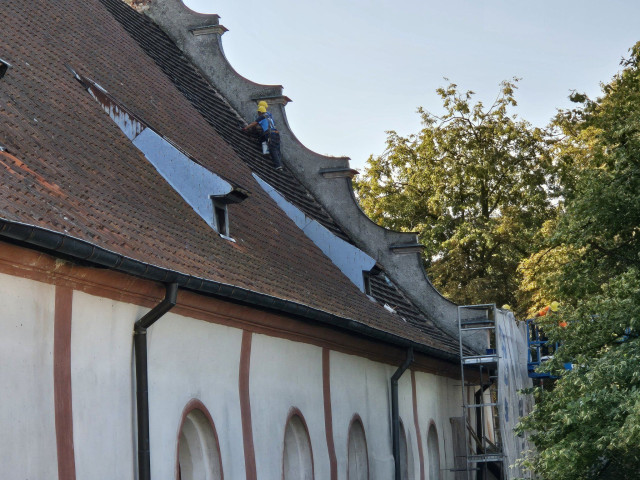  Remont dachu kościoła 