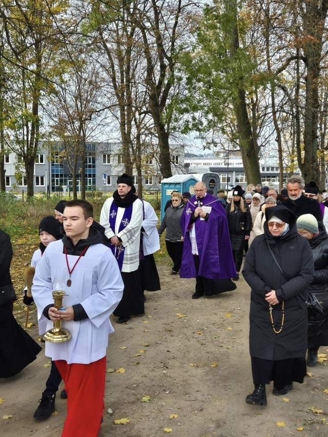 Procesja za zmarłych na nidzickim cmentarzu