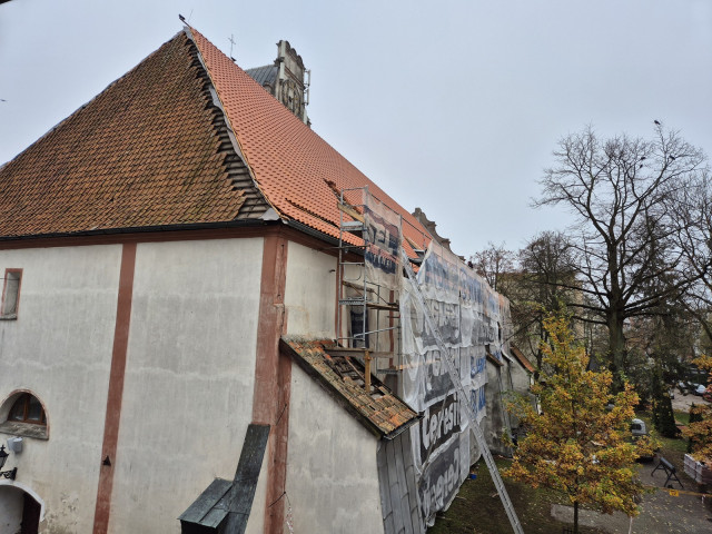  Remont dachu kościoła 