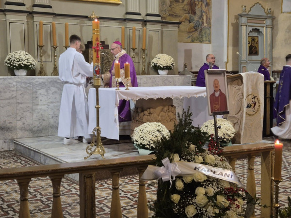  Pogrzeb śp. ks. prał. Walentego Bykowskiego 