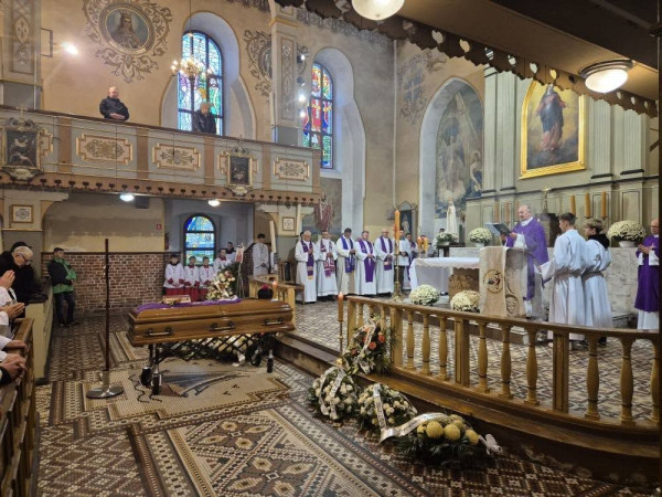  Pogrzeb śp. ks. prał. Walentego Bykowskiego 